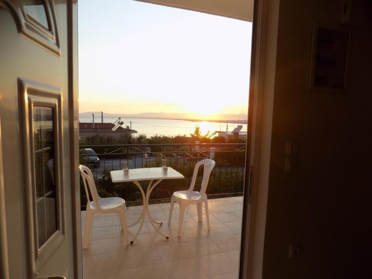 Coastal Haven Apartment Kalamata Exterior photo